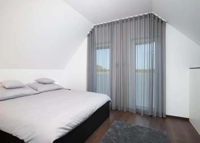 Caloroczne Stella Semesterbostad