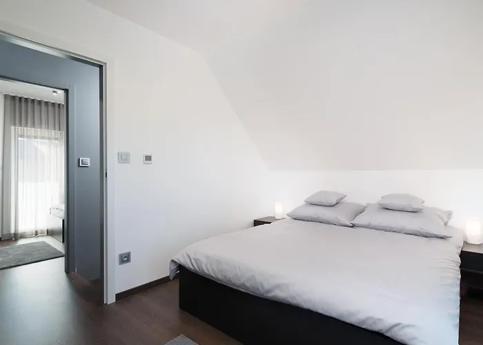 Semesterbostad Caloroczne Stella *