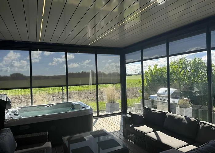 Caloroczne Stella Semesterbostad *